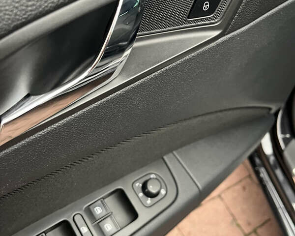 Черный Шкода Суперб, объемом двигателя 2 л и пробегом 259 тыс. км за 12990 $, фото 27 на Automoto.ua