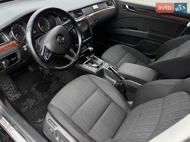 Черный Шкода Суперб, объемом двигателя 2 л и пробегом 302 тыс. км за 11400 $, фото 31 на Automoto.ua