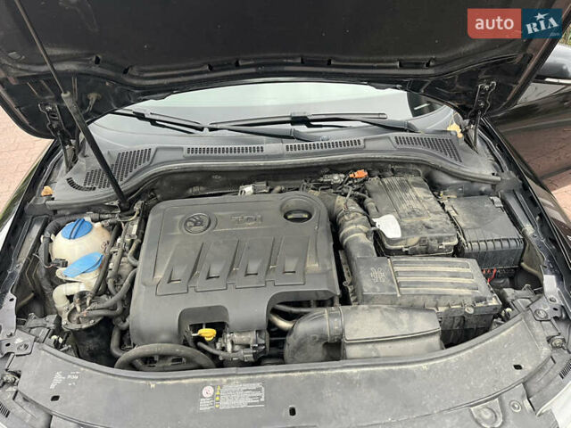 Черный Шкода Суперб, объемом двигателя 2 л и пробегом 259 тыс. км за 12990 $, фото 37 на Automoto.ua