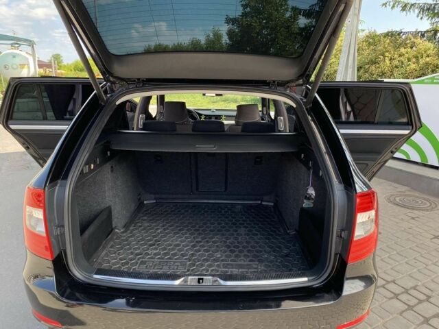 Черный Шкода Суперб, объемом двигателя 1.6 л и пробегом 277 тыс. км за 10700 $, фото 12 на Automoto.ua