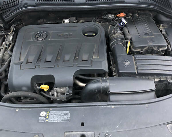 Черный Шкода Суперб, объемом двигателя 1.97 л и пробегом 262 тыс. км за 13100 $, фото 24 на Automoto.ua