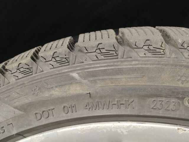 Черный Шкода Суперб, объемом двигателя 2 л и пробегом 253 тыс. км за 11999 $, фото 5 на Automoto.ua