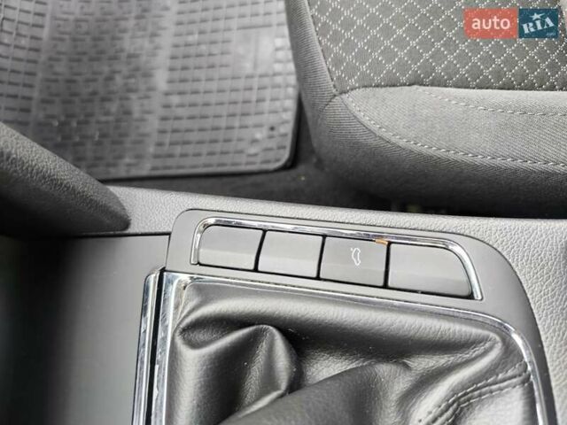 Черный Шкода Суперб, объемом двигателя 2 л и пробегом 194 тыс. км за 14500 $, фото 16 на Automoto.ua