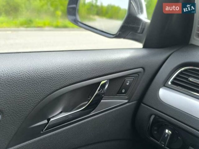 Чорний Шкода Суперб, об'ємом двигуна 2 л та пробігом 194 тис. км за 14500 $, фото 16 на Automoto.ua
