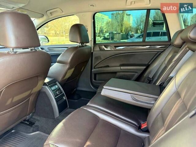 Чорний Шкода Суперб, об'ємом двигуна 2 л та пробігом 249 тис. км за 13500 $, фото 43 на Automoto.ua