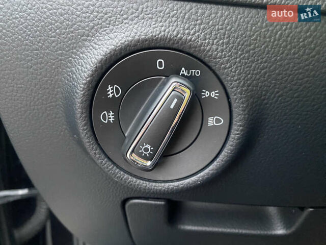 Чорний Шкода Суперб, об'ємом двигуна 1.6 л та пробігом 240 тис. км за 14499 $, фото 9 на Automoto.ua