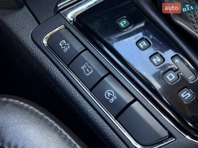 Чорний Шкода Суперб, об'ємом двигуна 2 л та пробігом 249 тис. км за 13500 $, фото 35 на Automoto.ua