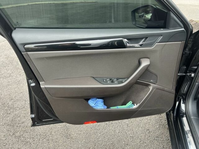 Черный Шкода Суперб, объемом двигателя 2 л и пробегом 243 тыс. км за 19900 $, фото 14 на Automoto.ua