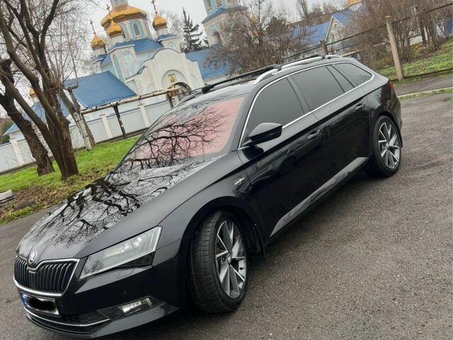 Черный Шкода Суперб, объемом двигателя 2 л и пробегом 243 тыс. км за 19900 $, фото 4 на Automoto.ua