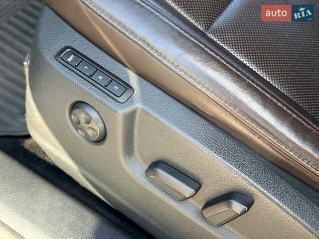 Чорний Шкода Суперб, об'ємом двигуна 2 л та пробігом 249 тис. км за 13500 $, фото 31 на Automoto.ua