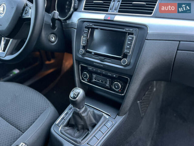 Черный Шкода Суперб, объемом двигателя 1.6 л и пробегом 219 тыс. км за 12999 $, фото 34 на Automoto.ua