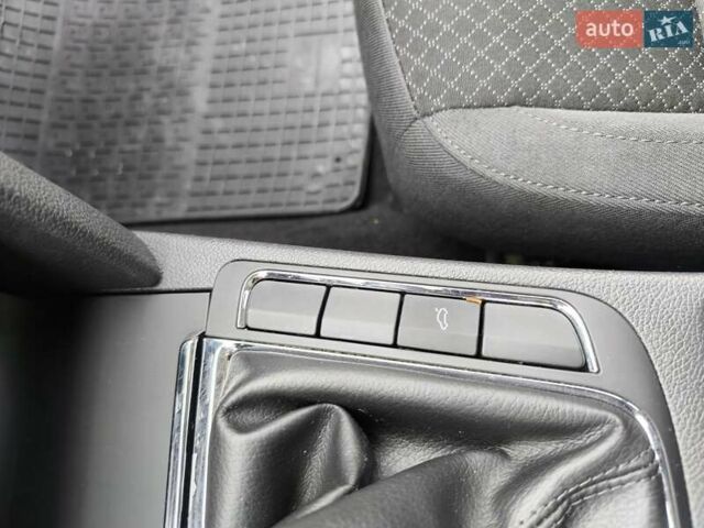 Черный Шкода Суперб, объемом двигателя 1.97 л и пробегом 294 тыс. км за 14500 $, фото 22 на Automoto.ua