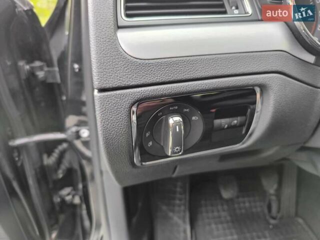 Черный Шкода Суперб, объемом двигателя 2 л и пробегом 294 тыс. км за 16900 $, фото 24 на Automoto.ua