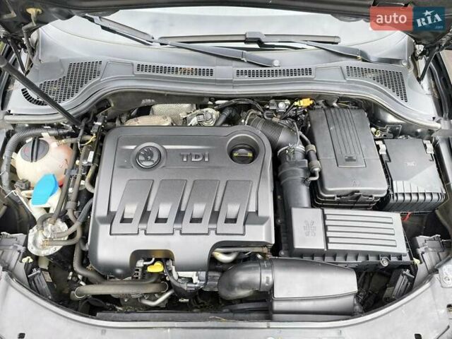 Черный Шкода Суперб, объемом двигателя 2 л и пробегом 194 тыс. км за 14500 $, фото 20 на Automoto.ua