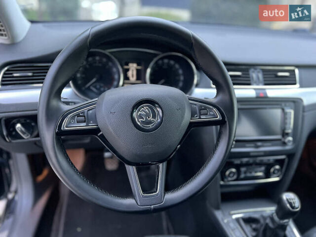 Черный Шкода Суперб, объемом двигателя 1.6 л и пробегом 219 тыс. км за 12999 $, фото 36 на Automoto.ua