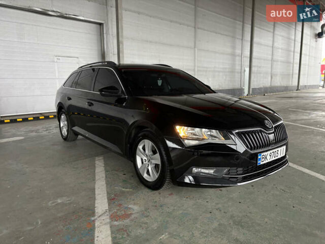 Чорний Шкода Суперб, об'ємом двигуна 1.6 л та пробігом 280 тис. км за 13400 $, фото 1 на Automoto.ua