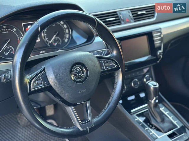 Черный Шкода Суперб, объемом двигателя 1.6 л и пробегом 280 тыс. км за 12800 $, фото 18 на Automoto.ua