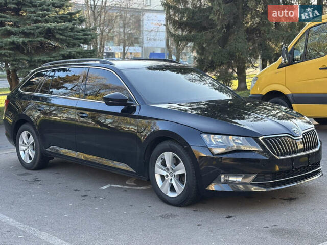 Черный Шкода Суперб, объемом двигателя 1.6 л и пробегом 280 тыс. км за 12800 $, фото 2 на Automoto.ua