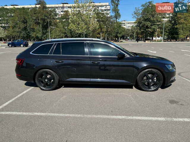 Шкода Суперб 2015 у Києві на Automoto.ua Чорний Шкода Суперб, об'ємом двигуна 1.6 л та пробігом 237 тис. км за 13500 $, фото 11 на Automoto.ua