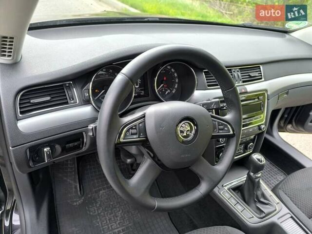 Чорний Шкода Суперб, об'ємом двигуна 2 л та пробігом 194 тис. км за 14500 $, фото 23 на Automoto.ua