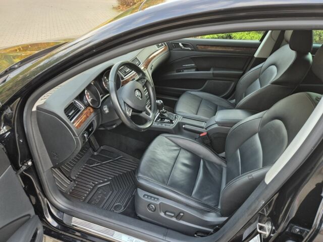 Черный Шкода Суперб, объемом двигателя 2 л и пробегом 240 тыс. км за 7800 $, фото 23 на Automoto.ua