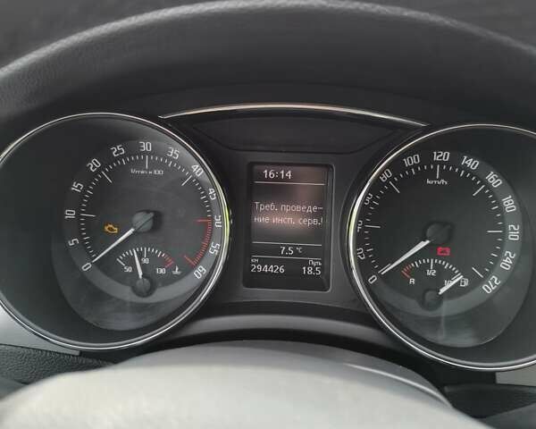 Черный Шкода Суперб, объемом двигателя 2 л и пробегом 294 тыс. км за 16900 $, фото 35 на Automoto.ua