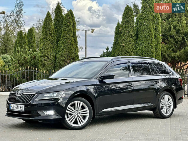 Чорний Шкода Суперб, об'ємом двигуна 1.97 л та пробігом 215 тис. км за 15300 $, фото 5 на Automoto.ua