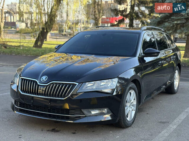 Черный Шкода Суперб, объемом двигателя 1.6 л и пробегом 280 тыс. км за 12800 $, фото 4 на Automoto.ua