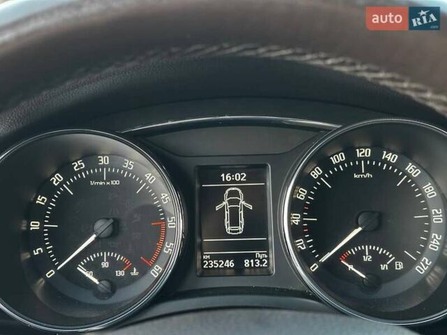 Чорний Шкода Суперб, об'ємом двигуна 1.97 л та пробігом 235 тис. км за 13500 $, фото 31 на Automoto.ua