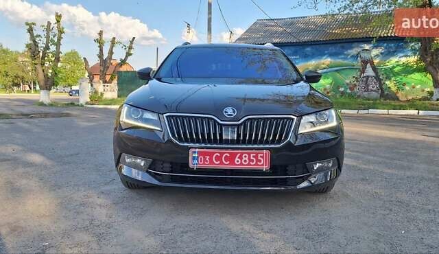 Черный Шкода Суперб, объемом двигателя 0 л и пробегом 192 тыс. км за 14700 $, фото 1 на Automoto.ua