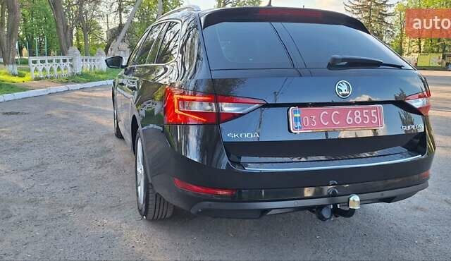 Черный Шкода Суперб, объемом двигателя 0 л и пробегом 192 тыс. км за 14700 $, фото 35 на Automoto.ua