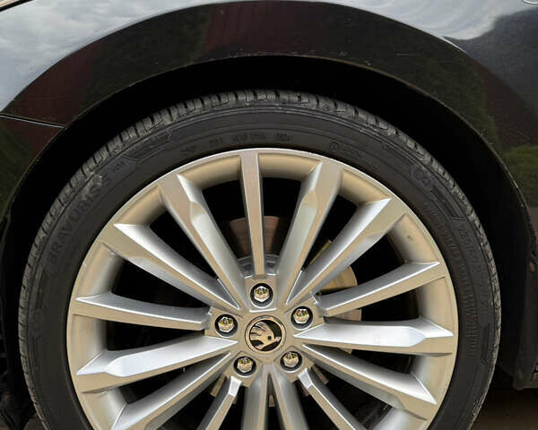 Черный Шкода Суперб, объемом двигателя 1.97 л и пробегом 307 тыс. км за 18350 $, фото 54 на Automoto.ua