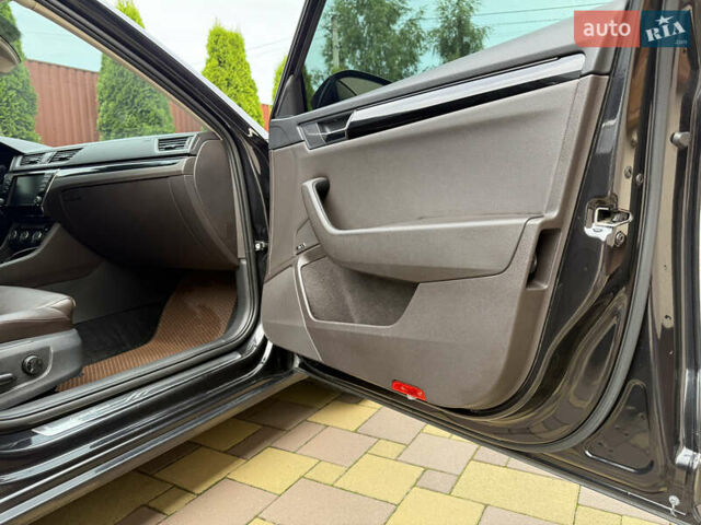 Черный Шкода Суперб, объемом двигателя 1.97 л и пробегом 307 тыс. км за 18350 $, фото 29 на Automoto.ua