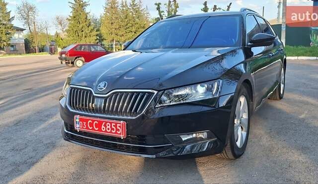 Черный Шкода Суперб, объемом двигателя 0 л и пробегом 192 тыс. км за 14700 $, фото 119 на Automoto.ua