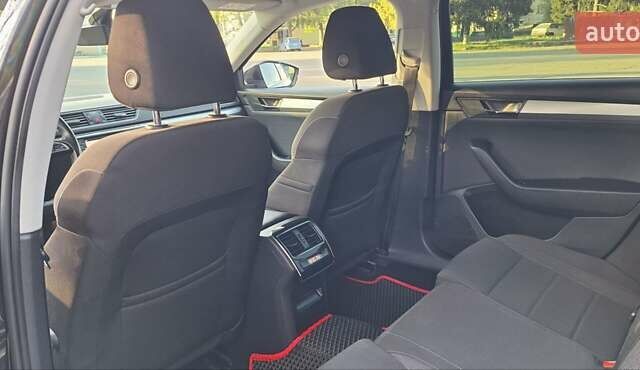 Черный Шкода Суперб, объемом двигателя 0 л и пробегом 192 тыс. км за 14700 $, фото 65 на Automoto.ua