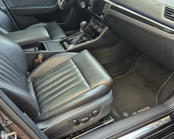 Черный Шкода Суперб, объемом двигателя 1.97 л и пробегом 311 тыс. км за 17700 $, фото 15 на Automoto.ua