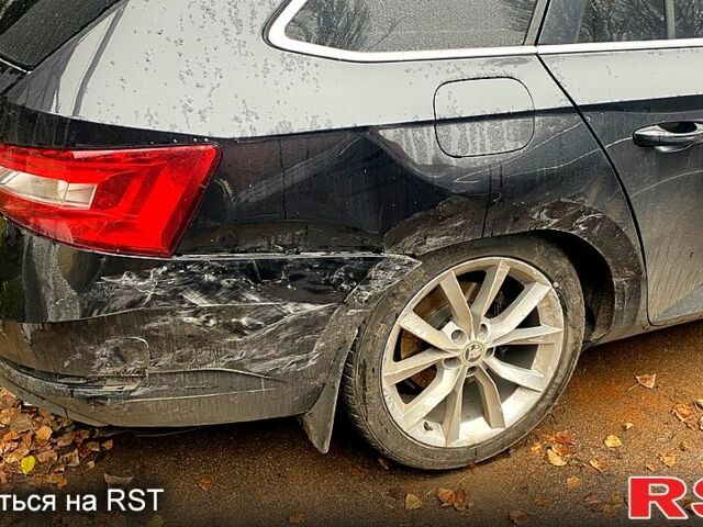 Черный Шкода Суперб, объемом двигателя 1.6 л и пробегом 294 тыс. км за 12000 $, фото 7 на Automoto.ua