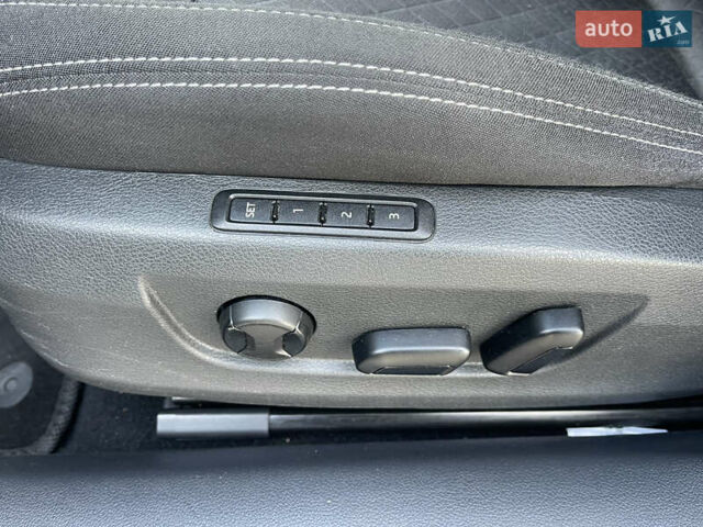 Черный Шкода Суперб, объемом двигателя 2 л и пробегом 250 тыс. км за 15500 $, фото 19 на Automoto.ua