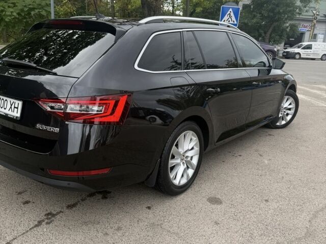 Черный Шкода Суперб, объемом двигателя 2 л и пробегом 270 тыс. км за 16000 $, фото 5 на Automoto.ua