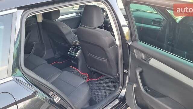 Черный Шкода Суперб, объемом двигателя 2 л и пробегом 273 тыс. км за 15900 $, фото 7 на Automoto.ua