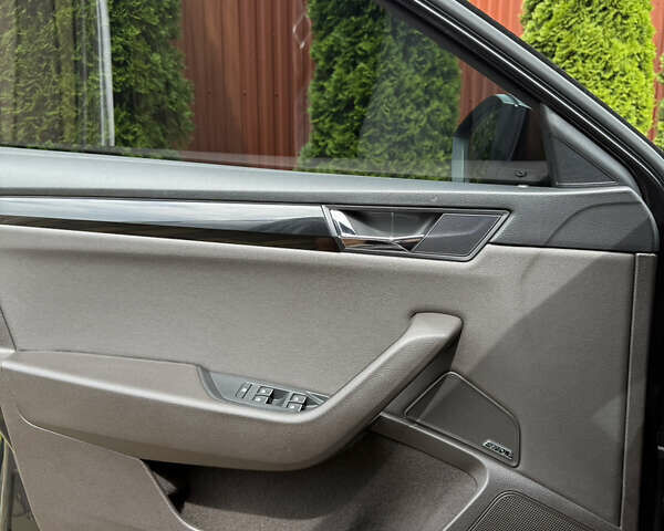 Черный Шкода Суперб, объемом двигателя 1.97 л и пробегом 307 тыс. км за 18350 $, фото 42 на Automoto.ua