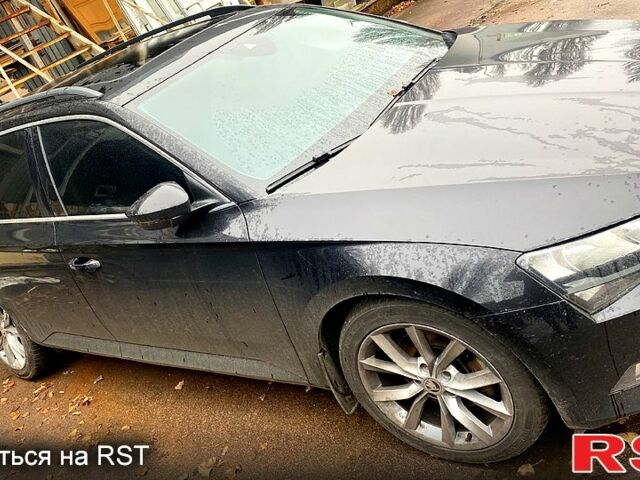 Черный Шкода Суперб, объемом двигателя 1.6 л и пробегом 294 тыс. км за 12000 $, фото 8 на Automoto.ua