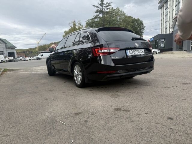 Черный Шкода Суперб, объемом двигателя 2 л и пробегом 270 тыс. км за 16000 $, фото 2 на Automoto.ua