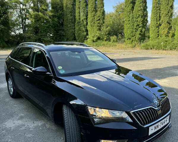 Чорний Шкода Суперб, об'ємом двигуна 2 л та пробігом 270 тис. км за 16900 $, фото 48 на Automoto.ua