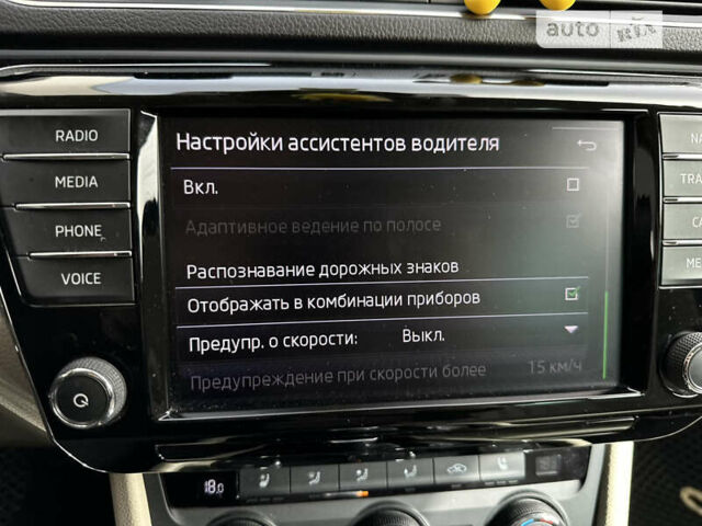 Чорний Шкода Суперб, об'ємом двигуна 2 л та пробігом 211 тис. км за 20800 $, фото 62 на Automoto.ua