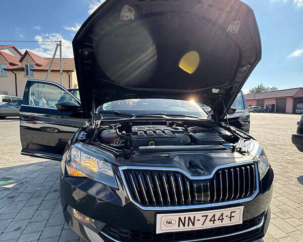 Чорний Шкода Суперб, об'ємом двигуна 2 л та пробігом 270 тис. км за 16900 $, фото 32 на Automoto.ua