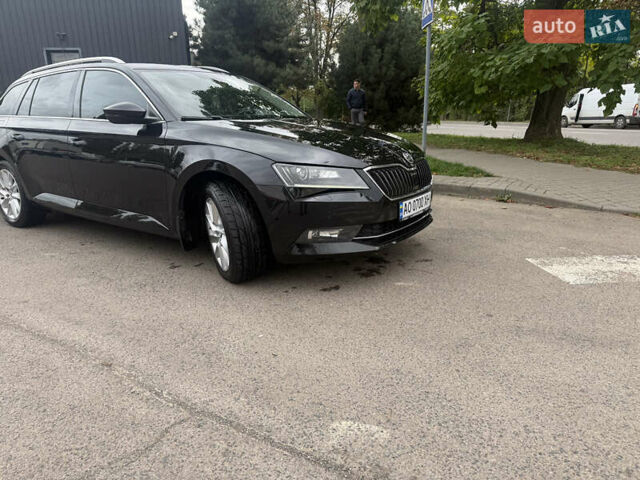 Черный Шкода Суперб, объемом двигателя 2 л и пробегом 280 тыс. км за 15500 $, фото 1 на Automoto.ua