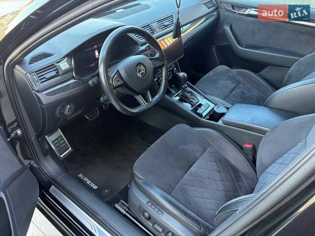 Чорний Шкода Суперб, об'ємом двигуна 1.97 л та пробігом 200 тис. км за 22400 $, фото 3 на Automoto.ua