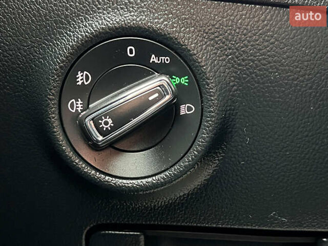 Черный Шкода Суперб, объемом двигателя 1.97 л и пробегом 280 тыс. км за 16700 $, фото 18 на Automoto.ua