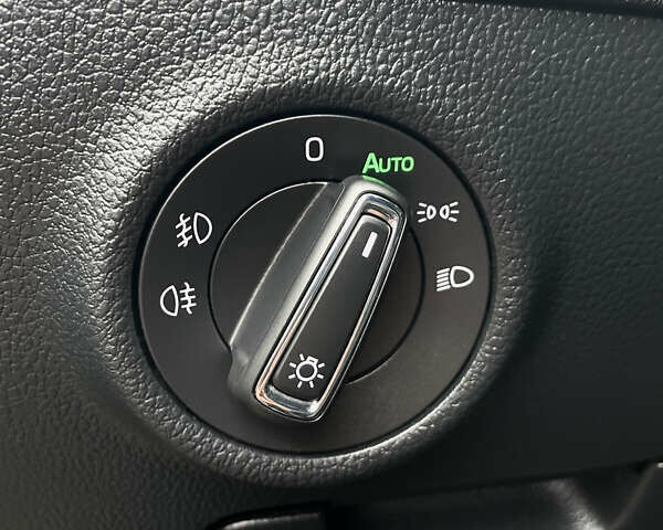 Черный Шкода Суперб, объемом двигателя 1.97 л и пробегом 218 тыс. км за 22500 $, фото 35 на Automoto.ua